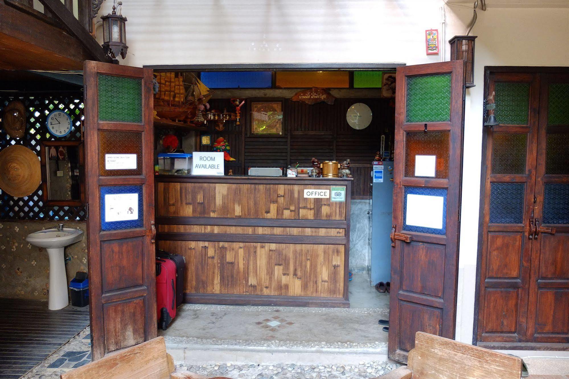 Saithong Guesthouse Chiang Mai Buitenkant foto