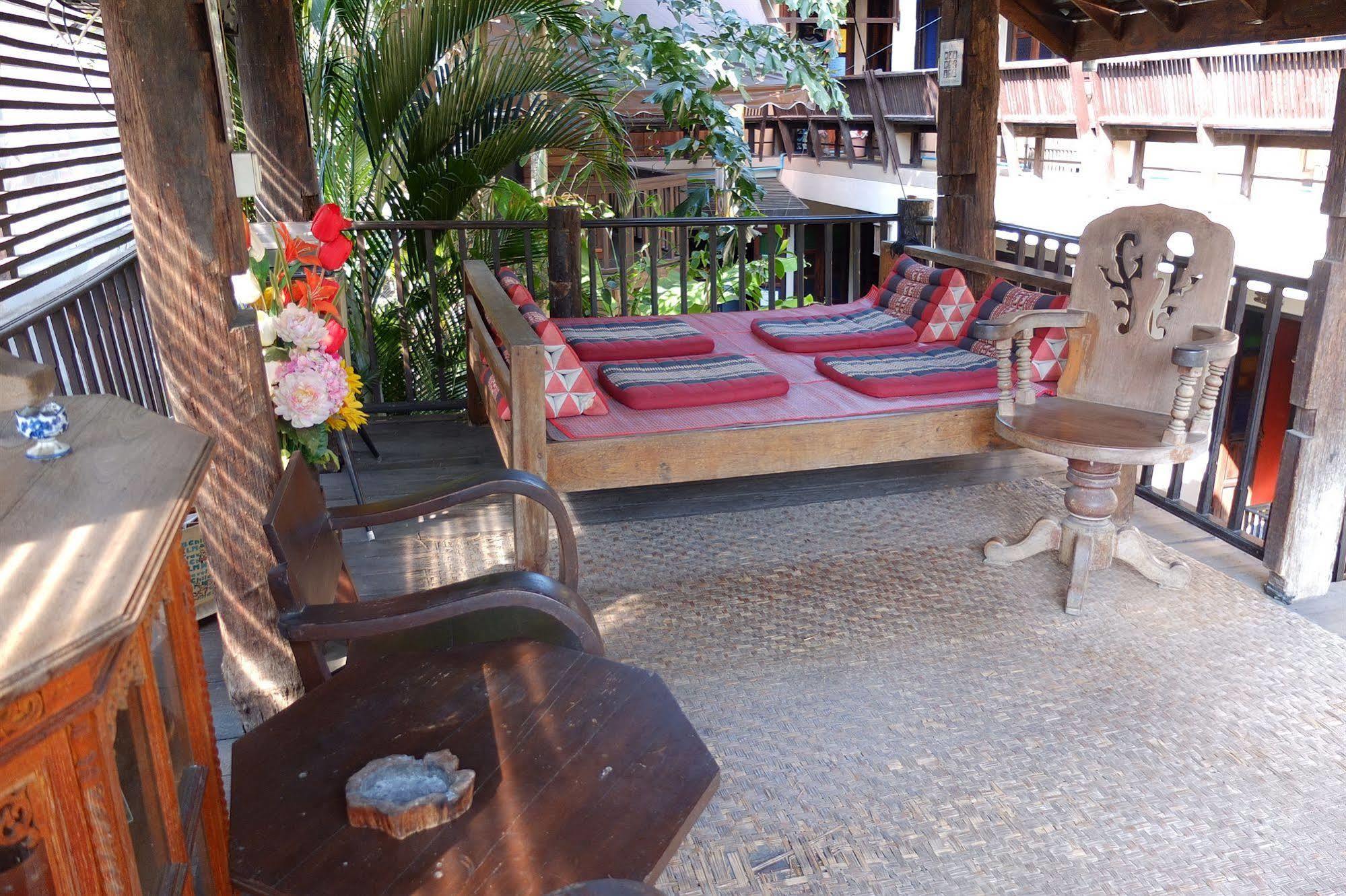 Saithong Guesthouse Chiang Mai Buitenkant foto