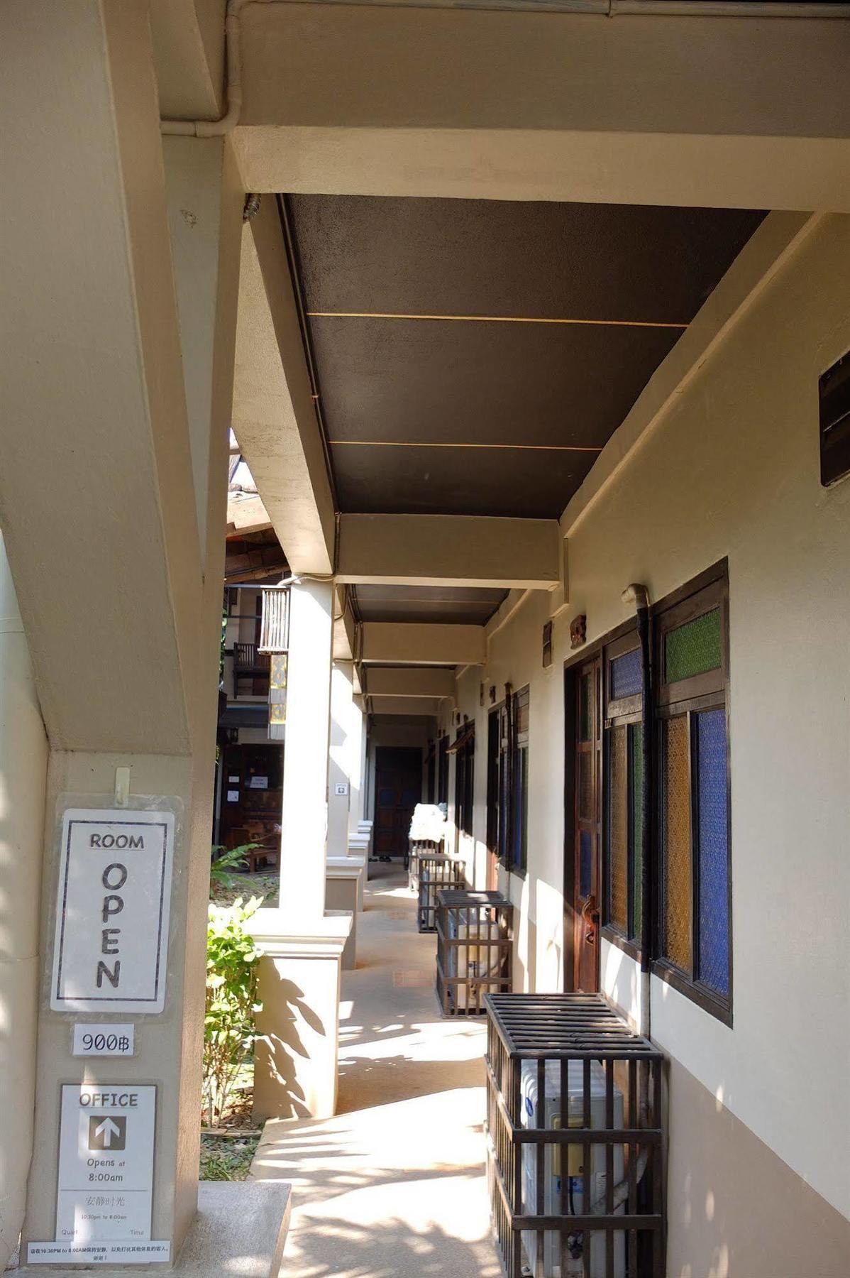 Saithong Guesthouse Chiang Mai Buitenkant foto