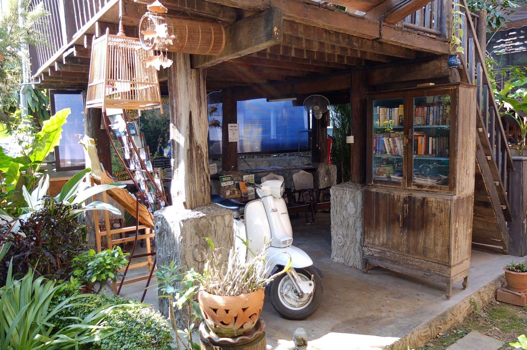 Saithong Guesthouse Chiang Mai Buitenkant foto