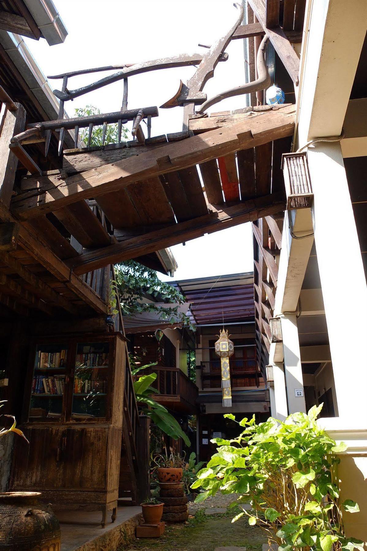 Saithong Guesthouse Chiang Mai Buitenkant foto